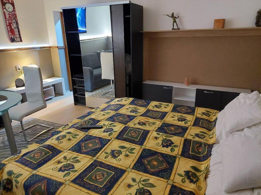 Ujszeged Apartman Zewnętrze zdjęcie