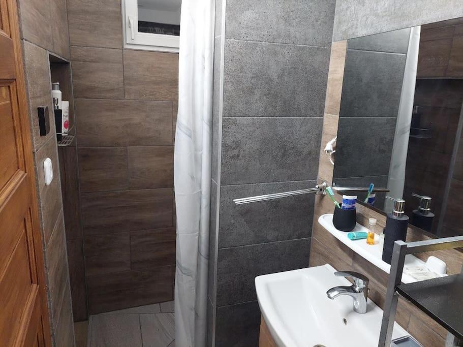 Ujszeged Apartman Zewnętrze zdjęcie