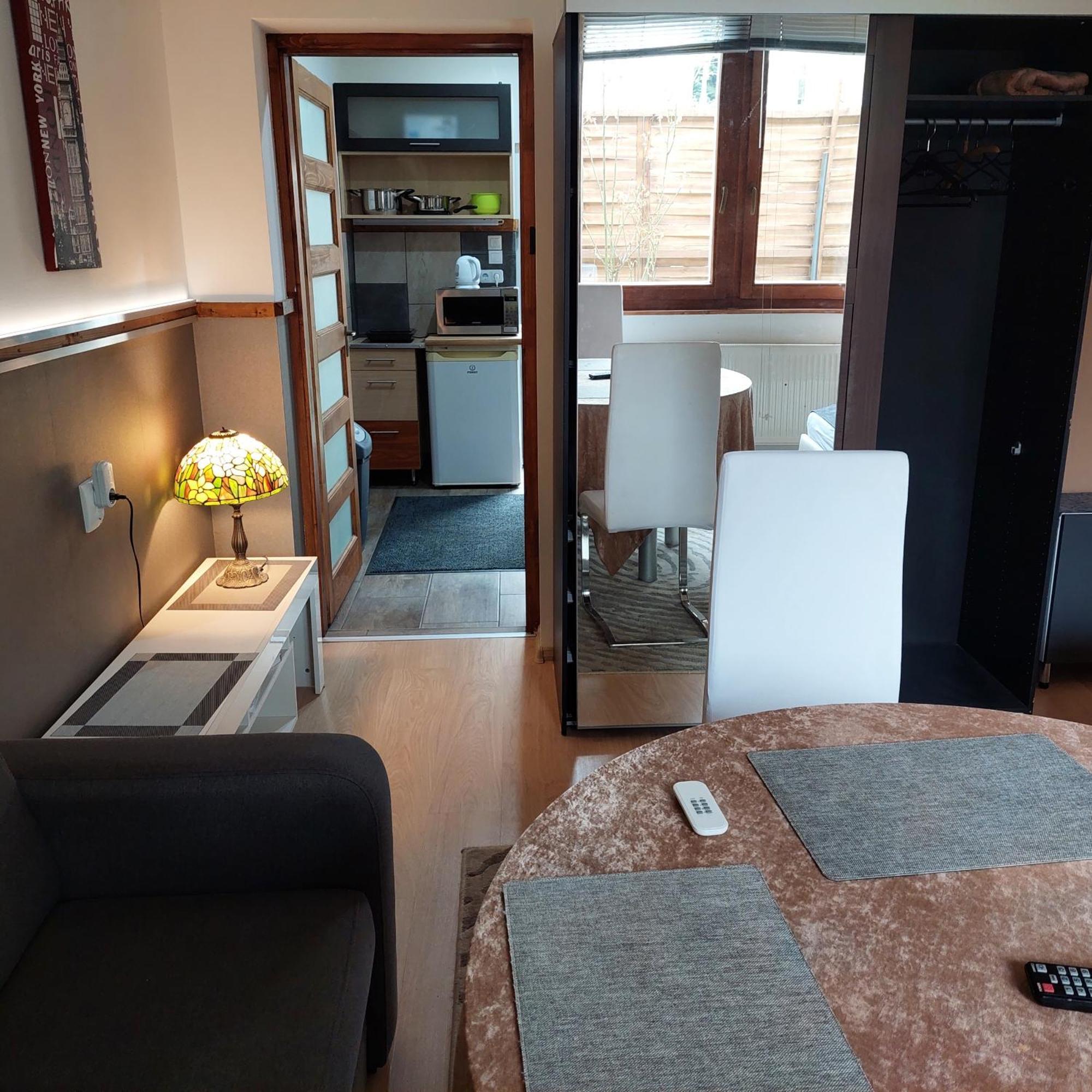 Ujszeged Apartman Zewnętrze zdjęcie