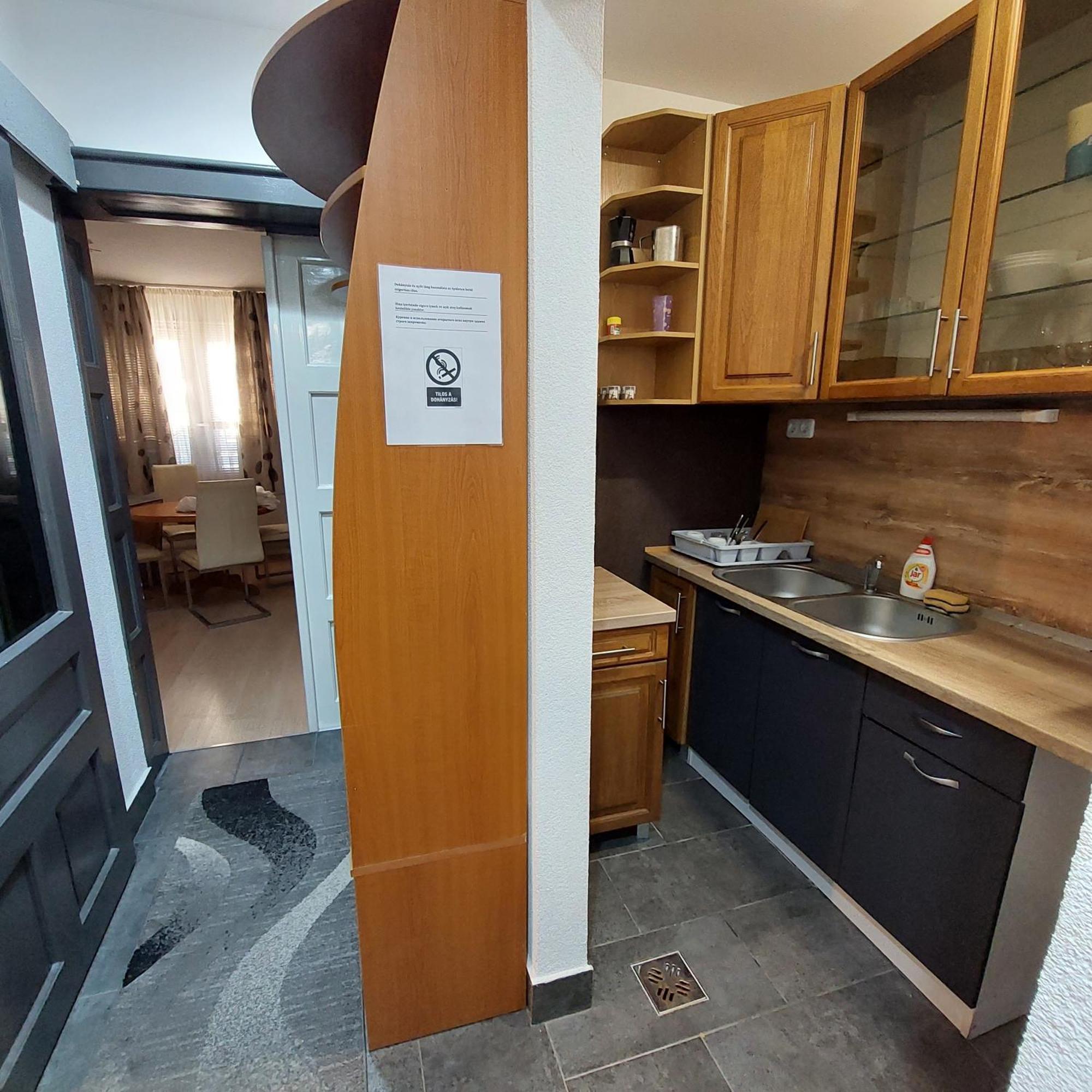 Ujszeged Apartman Zewnętrze zdjęcie